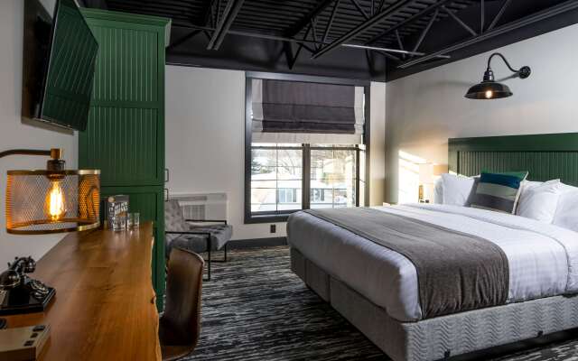 Cantilever Hotel, Trademark Collection by Wyndham