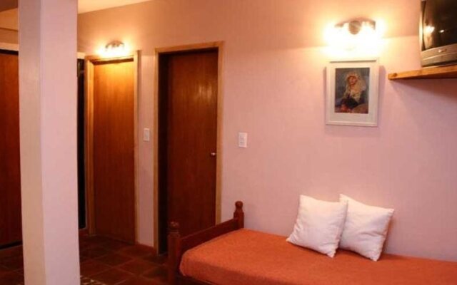 Cabañas Detras del Ciprés