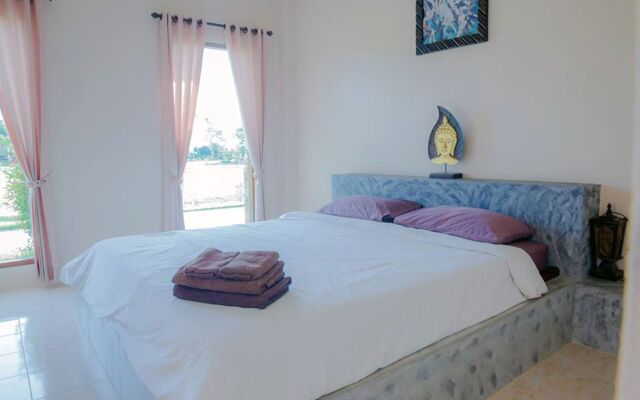 ThaiSomboon BigHome Resort