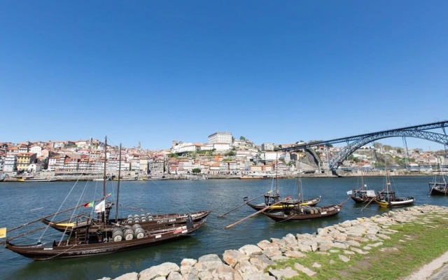 Douro River Studio in Gaia Apartment