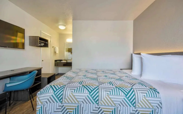 Studio 6 Albuquerque Nm Midtown