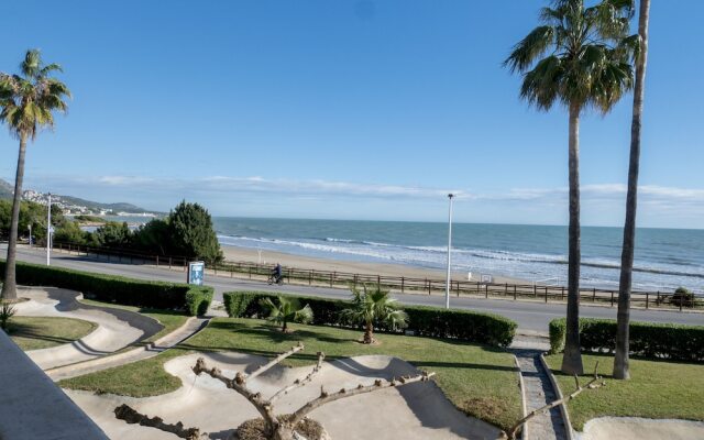 Marineu Playa Romana Village