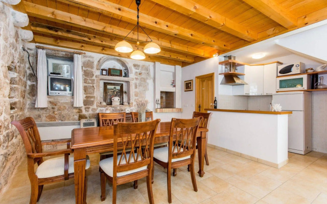 Apartments Foteza