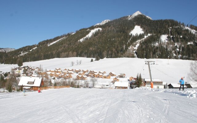 Mountain-view Chalet in Hohentauern With Jacuzzi and Sauna