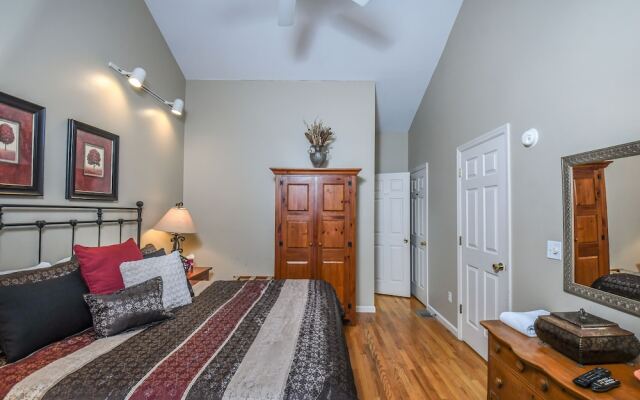 Million Dollar View 4 Bedroom House