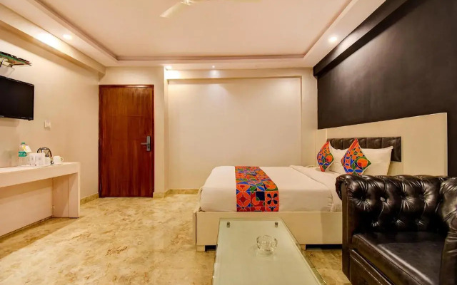 Fabhotel Srk Platinum Inn