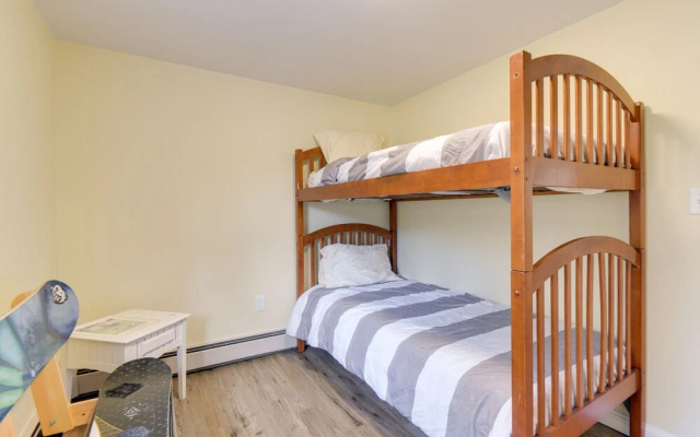 Family-friendly Bridgton Home, Steps to Lake!