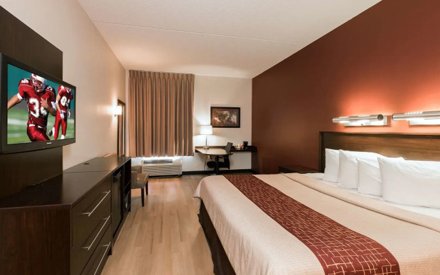 Red Roof Inn PLUS+ Austin South