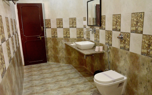 Raj Palace Resort