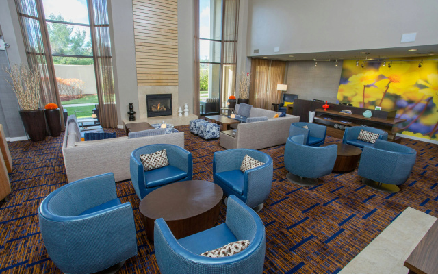 Courtyard Boston Raynham