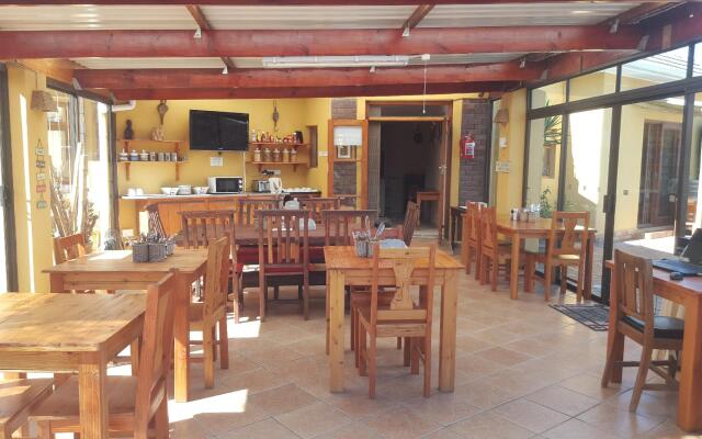 Flintstones Guest House Cape Town