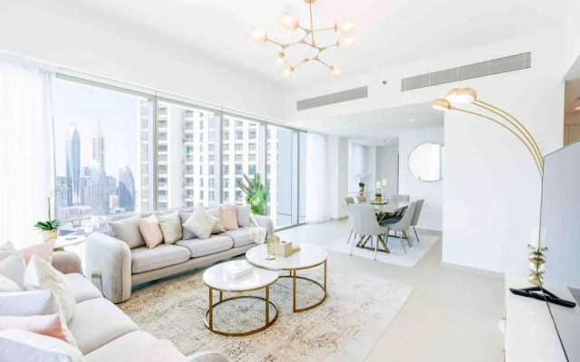 Regal 3BR Maid w Burj Khalifa View Balcony