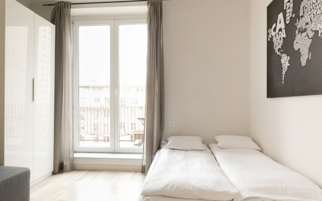 Apartamenty Wawa Centrum by Your Freedom