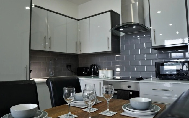 Sapphire House Apartments