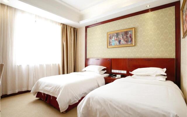 Vienna Hotel Suzhou Luokou Furniture Store