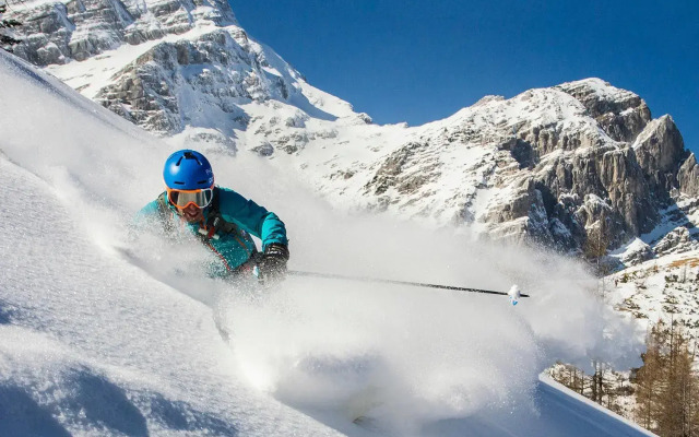 Goldenfields apartment