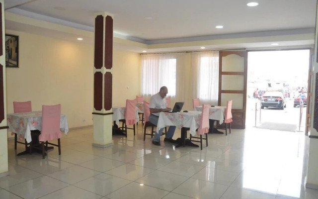 hotel Plazza Inn