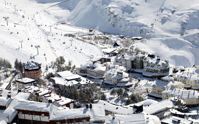 Sierra Nevada 3000 Apartamentos Zona Media Alta