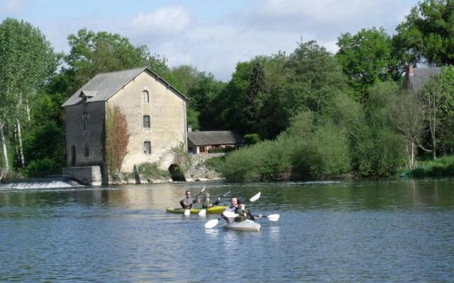 Gîte La Roche-Neuville, 6 pièces, 14 personnes - FR-1-600-148