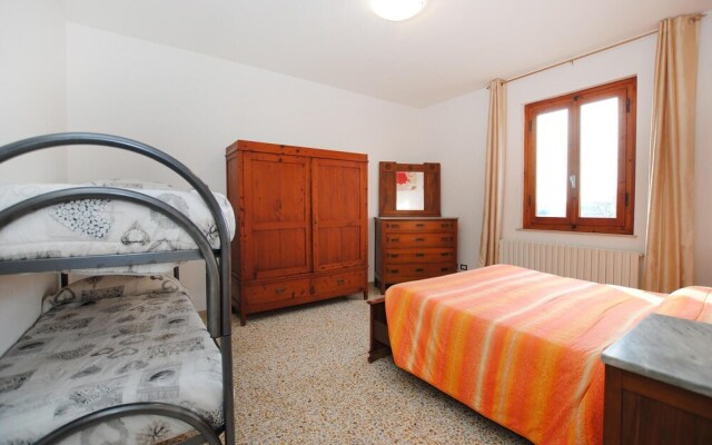 Nice Apartment in Montecatini Terme With Wifi, 2 Bedrooms and Outdoor Swimming Pool