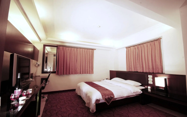 The Enterpriser Hotel