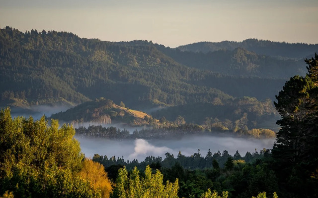 Woodhouse Mountain Lodge