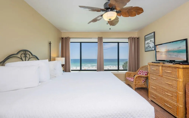 Breakers 43 2 Bedroom Condo
