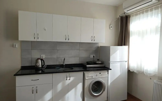 White Crown Apartman ve Yaşam Merkezi