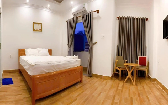 Nhat Thu Hotel & Apartment