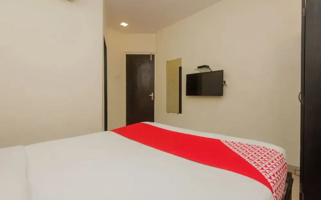 OYO 10103 Hotel Aviva