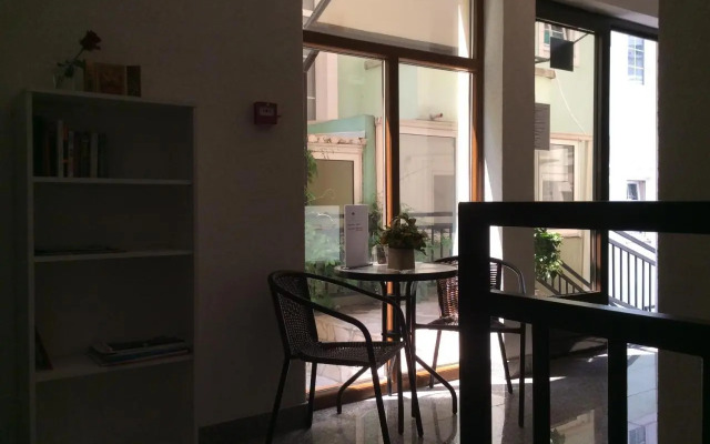 Olive Terrace Apartments 3