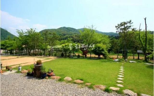 Yangpyeongwhite Tree Pension