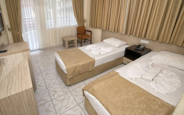 Kleopatra Bavyera Hotel