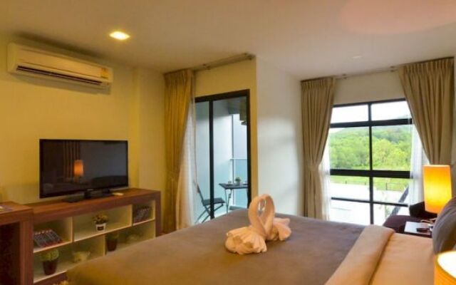 The Nice Condotel Bangtao Beach