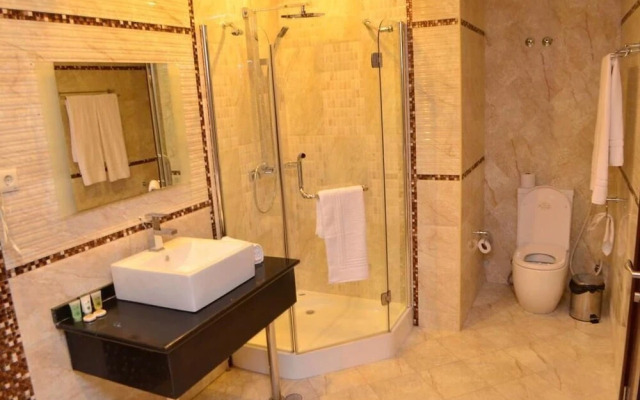 Hotel Seasons and Spa
