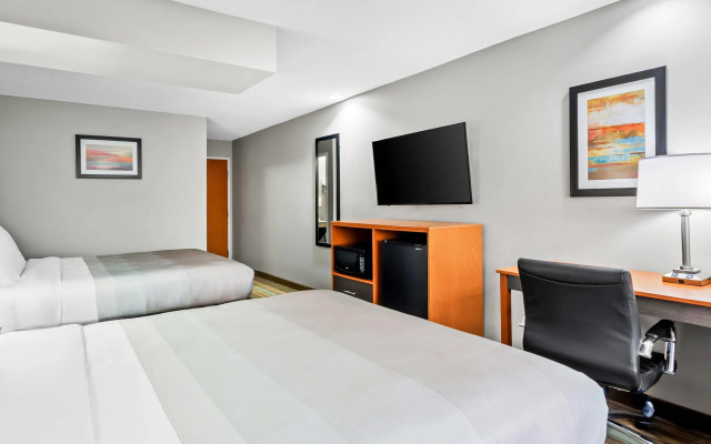 Quality Inn & Suites I-81 Exit 7