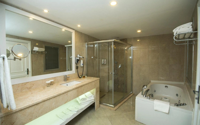 Green Nature Diamond Hotel