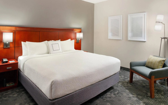 Courtyard by Marriott Raleigh/Cary