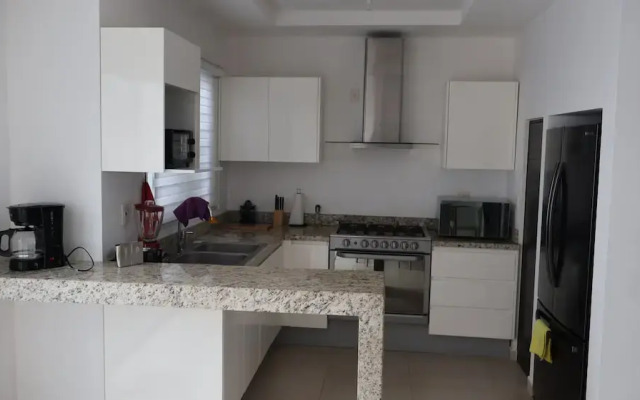 House in Private Altus 1