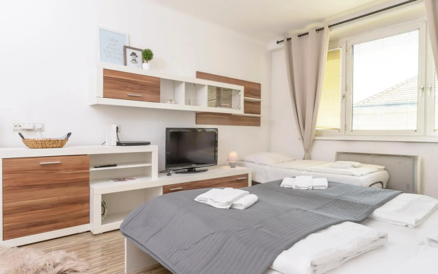 Kriehubergasse by ichbucheAT