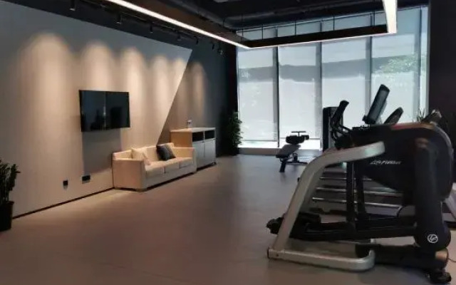 MeiWei Hotel (Shanghai Hongqiao Airport National Exhibition Center)