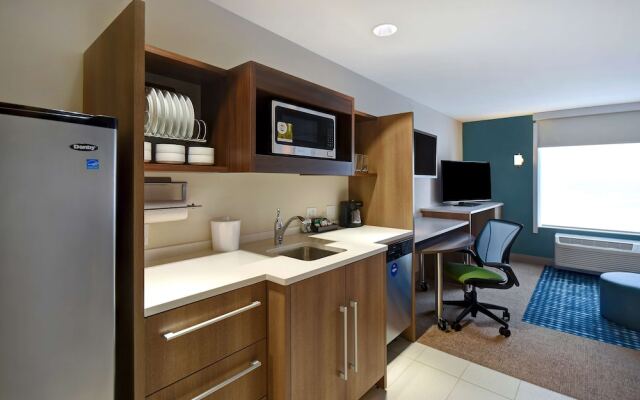 Home2 Suites Wichita Downtown Delano, Ks
