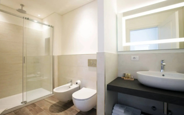 Villa Liberty - Lake Como Rooms & SPA