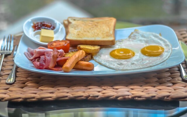 Tonle Tropic Boutique Hotel