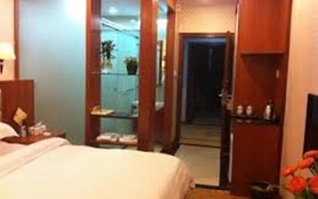 Golden Flower Hotel
