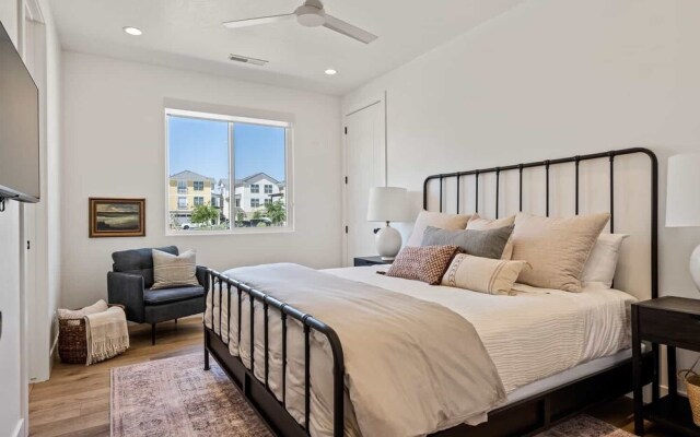 Sun-kissed Retreat 9 Bedroom Home