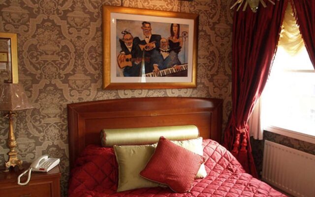 Opulence Boutique Hotel