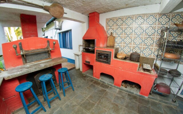 OBA 44 - Beach house in front of the sea - Caraguatatuba