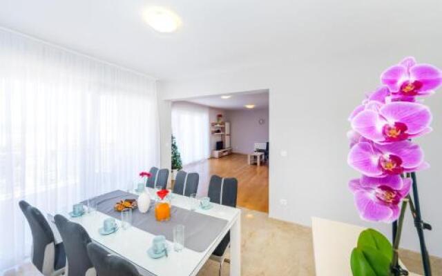 Apartments J.B Exclusive