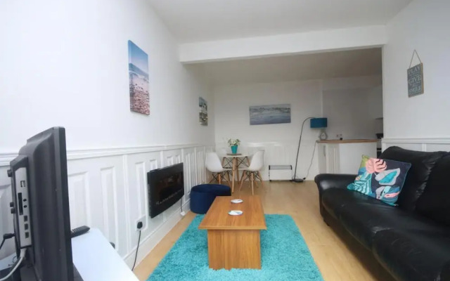33C Medmerry Park 2 Bedroom Chalet